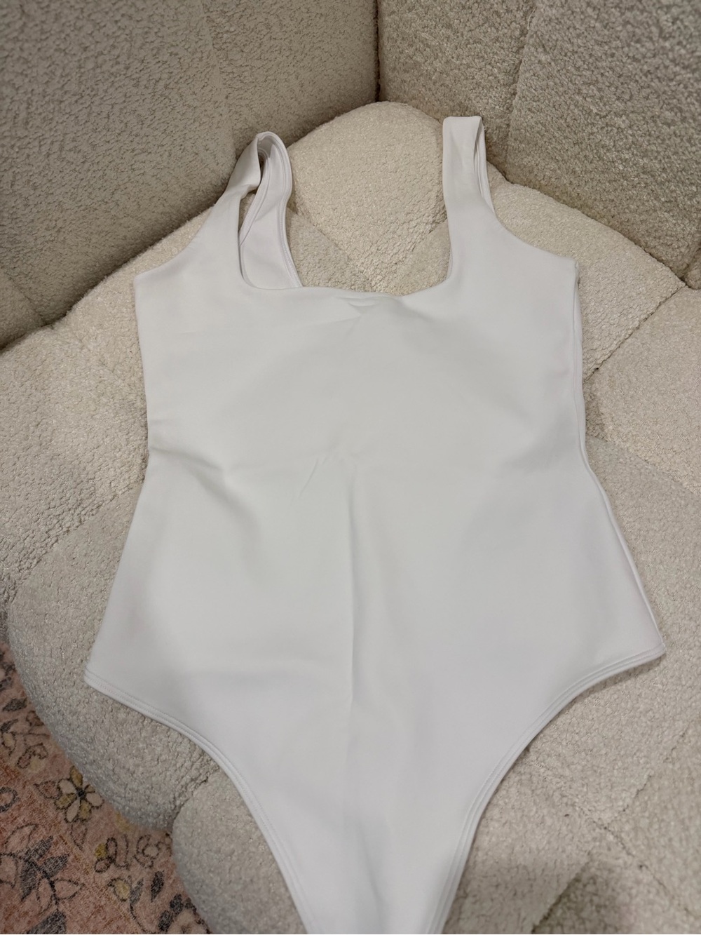 Good American White Scoop Neck Bodysuit
